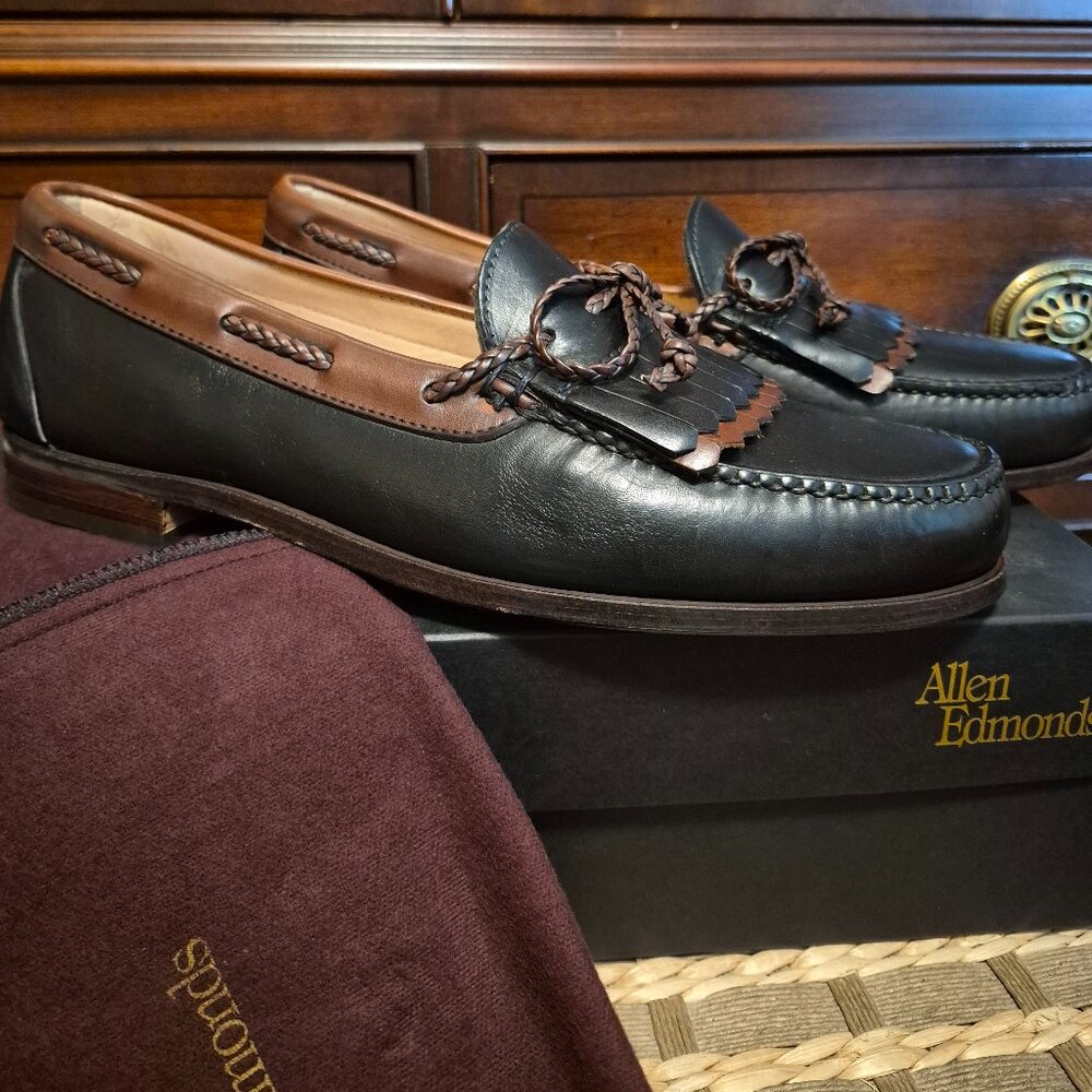 NEW Allen Edmonds Woodstock 11D - Made in USA - Classic Leather Dress Shoe